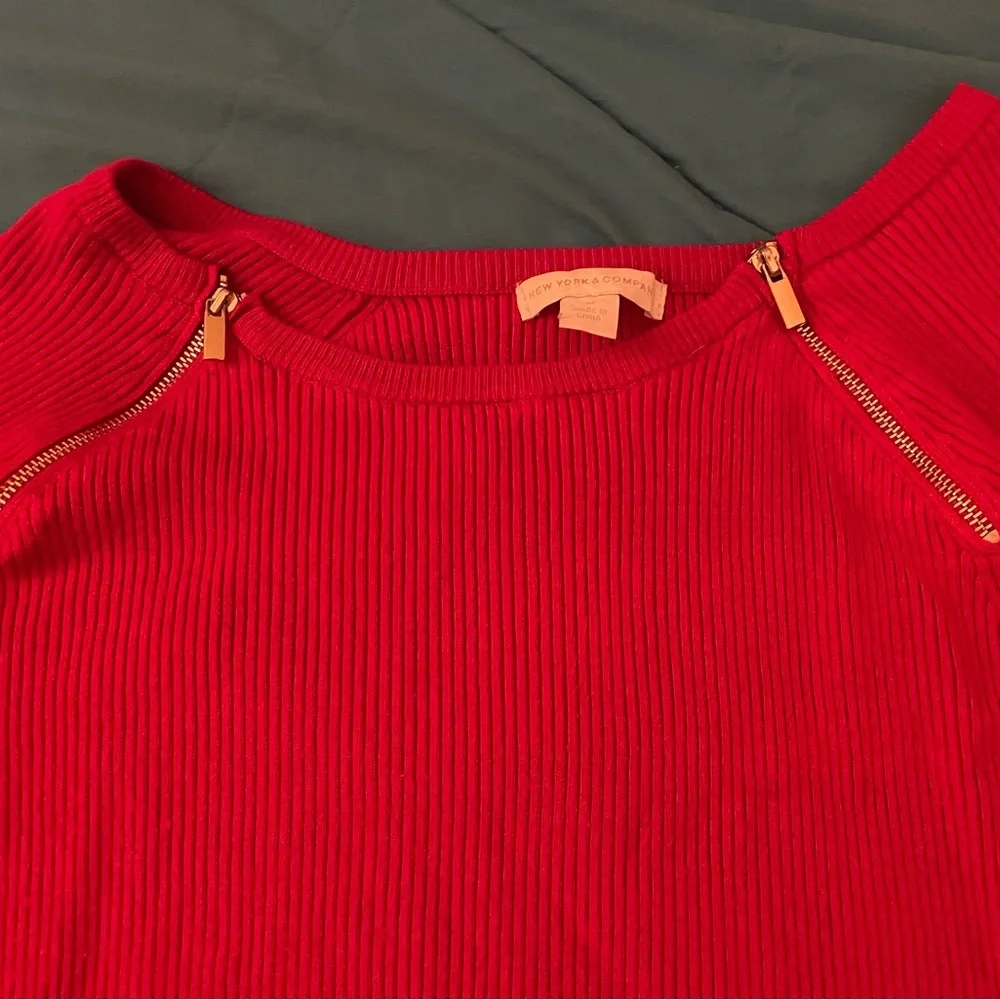 EUC NY & Co Red Sweater w/ Gold Zipper Detail
